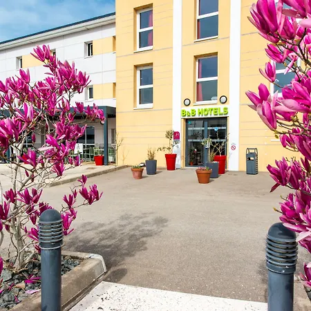 B&B Hotel Cholet Nord