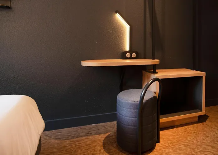 B&B Hotel Cholet Nord 2*