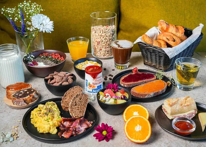 B&B Hotel Cholet Nord 2*