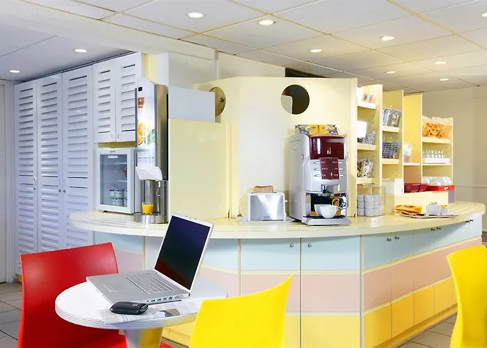 Hotel B&B Hotel Cholet Nord 2*